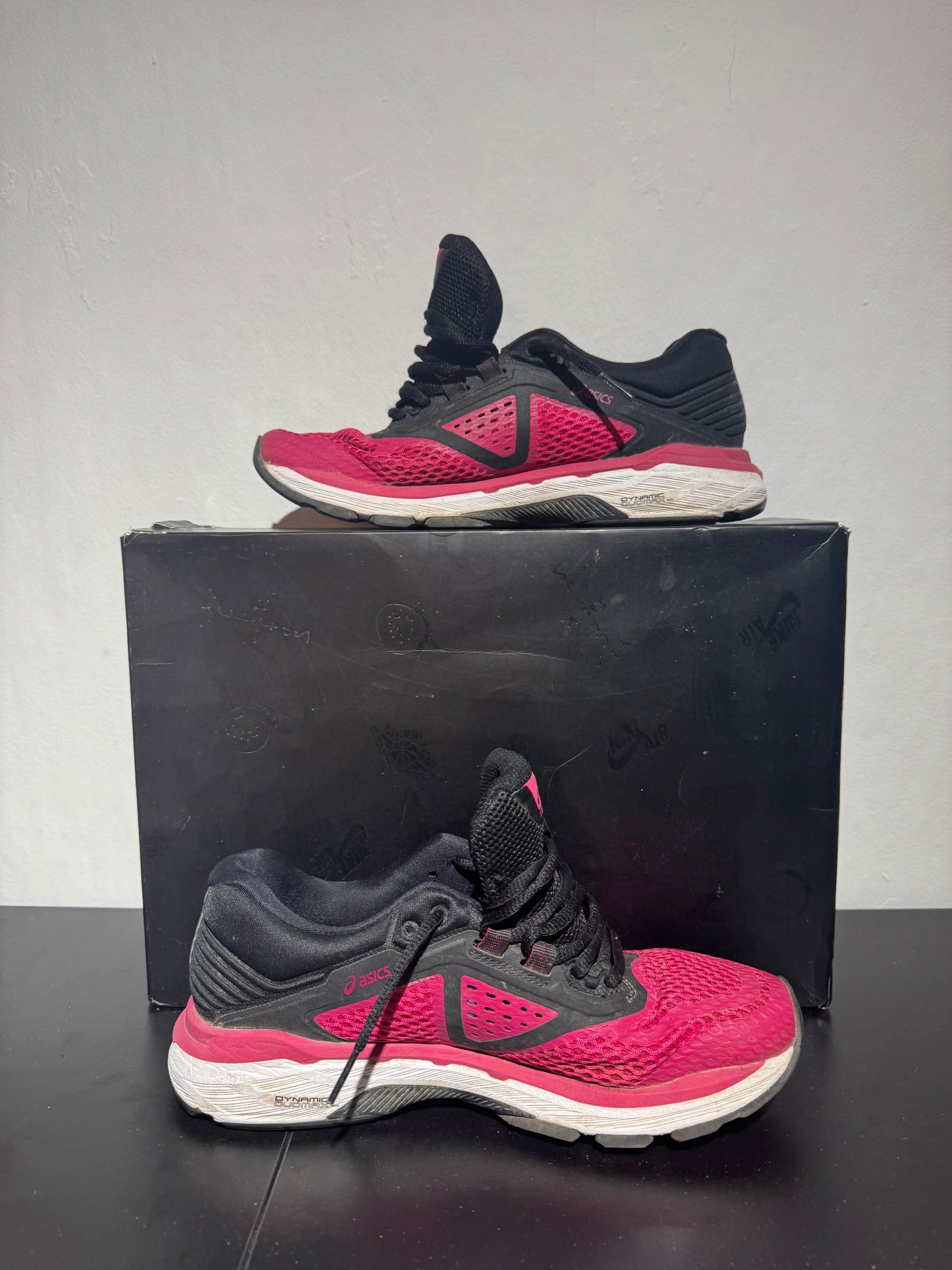 ASICS GT-2000 8 GTX Noir/Rose - 39,5