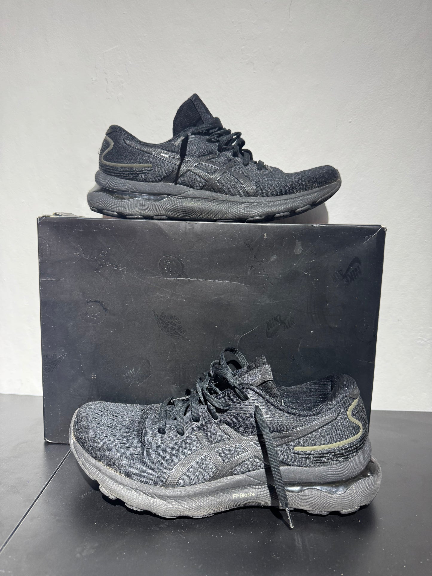 ASICS Gel-Nimbus 24 Noir/Noir - Taille