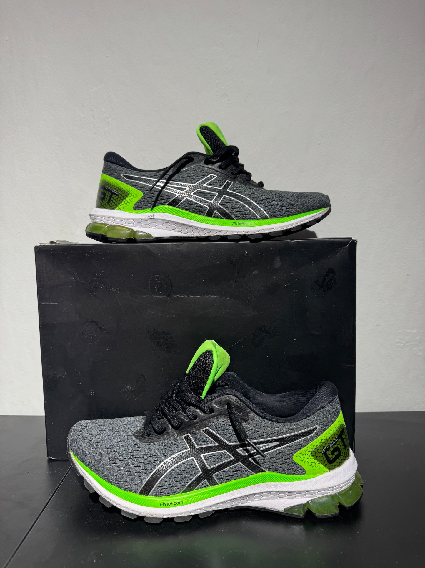 ASICS GT-1000 Noir/Vert - 41,5