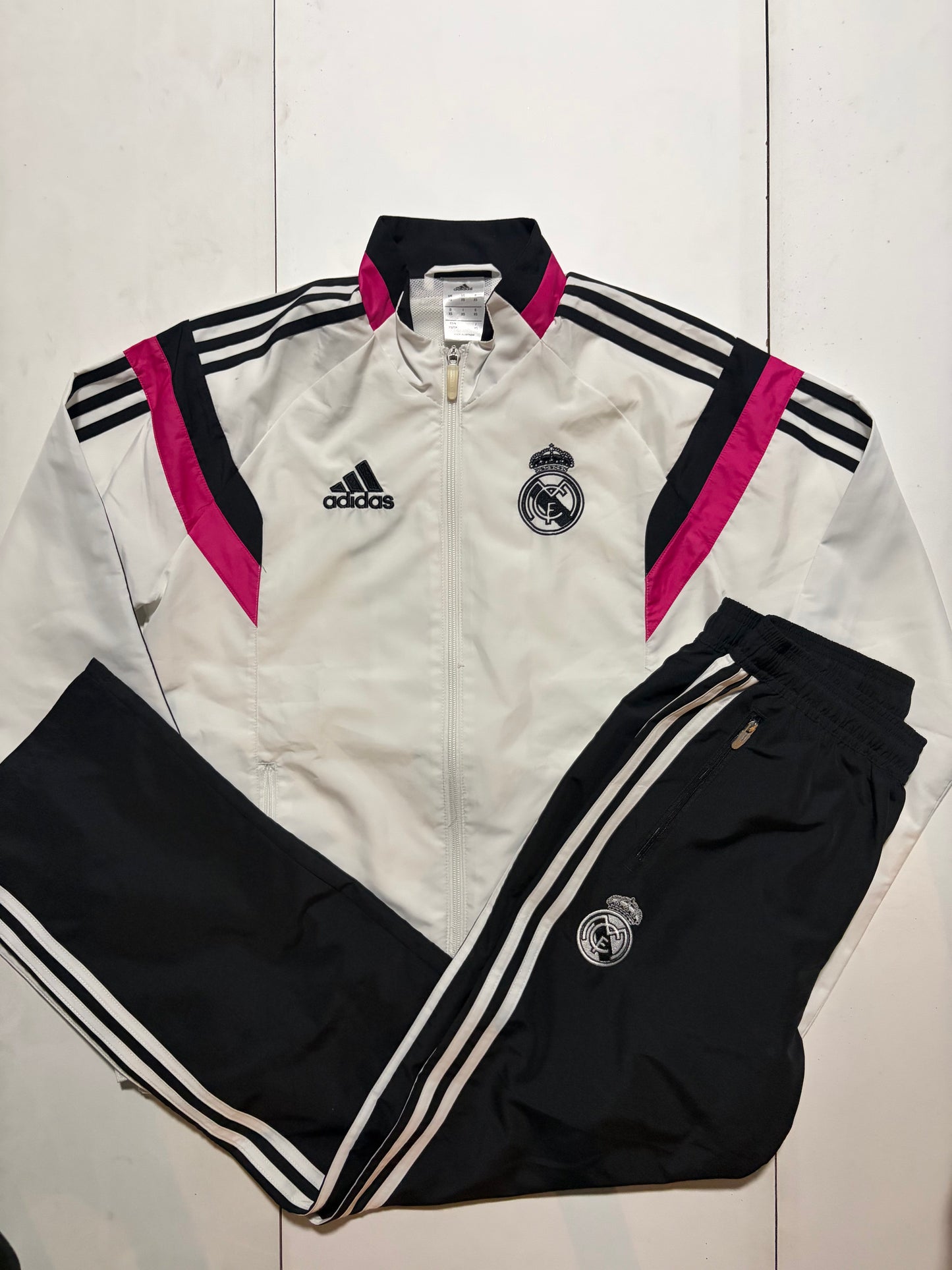 Survêtement Adidas Real Madrid CF Blanc & Rose – XS