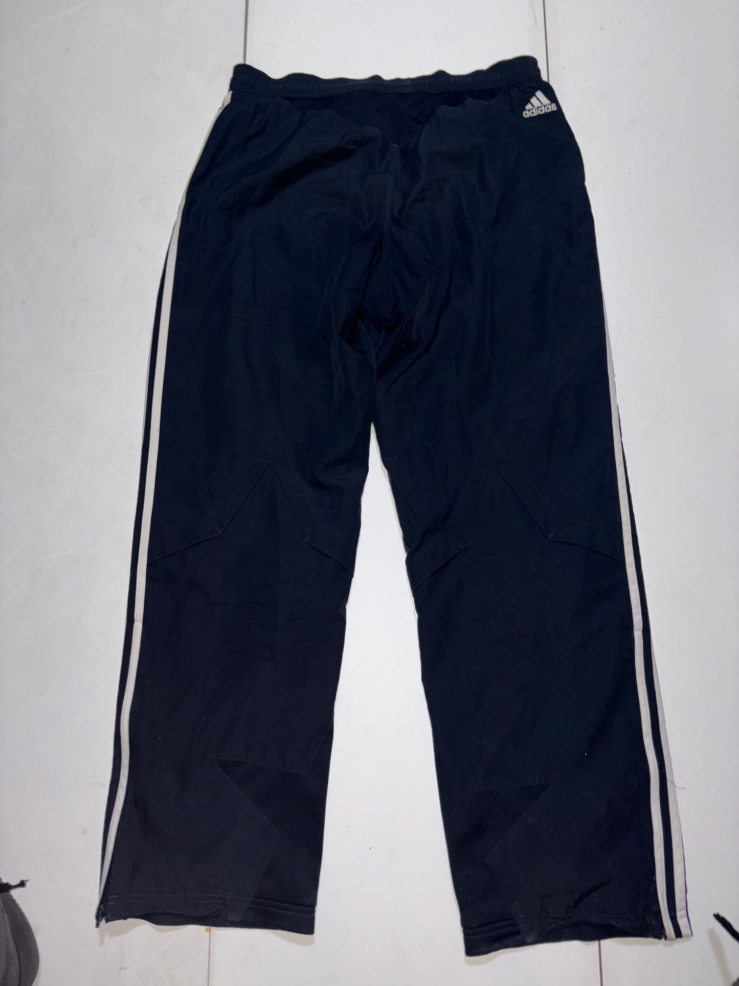 Survêtement Adidas Real Madrid CF Blanc & Bleu – XS