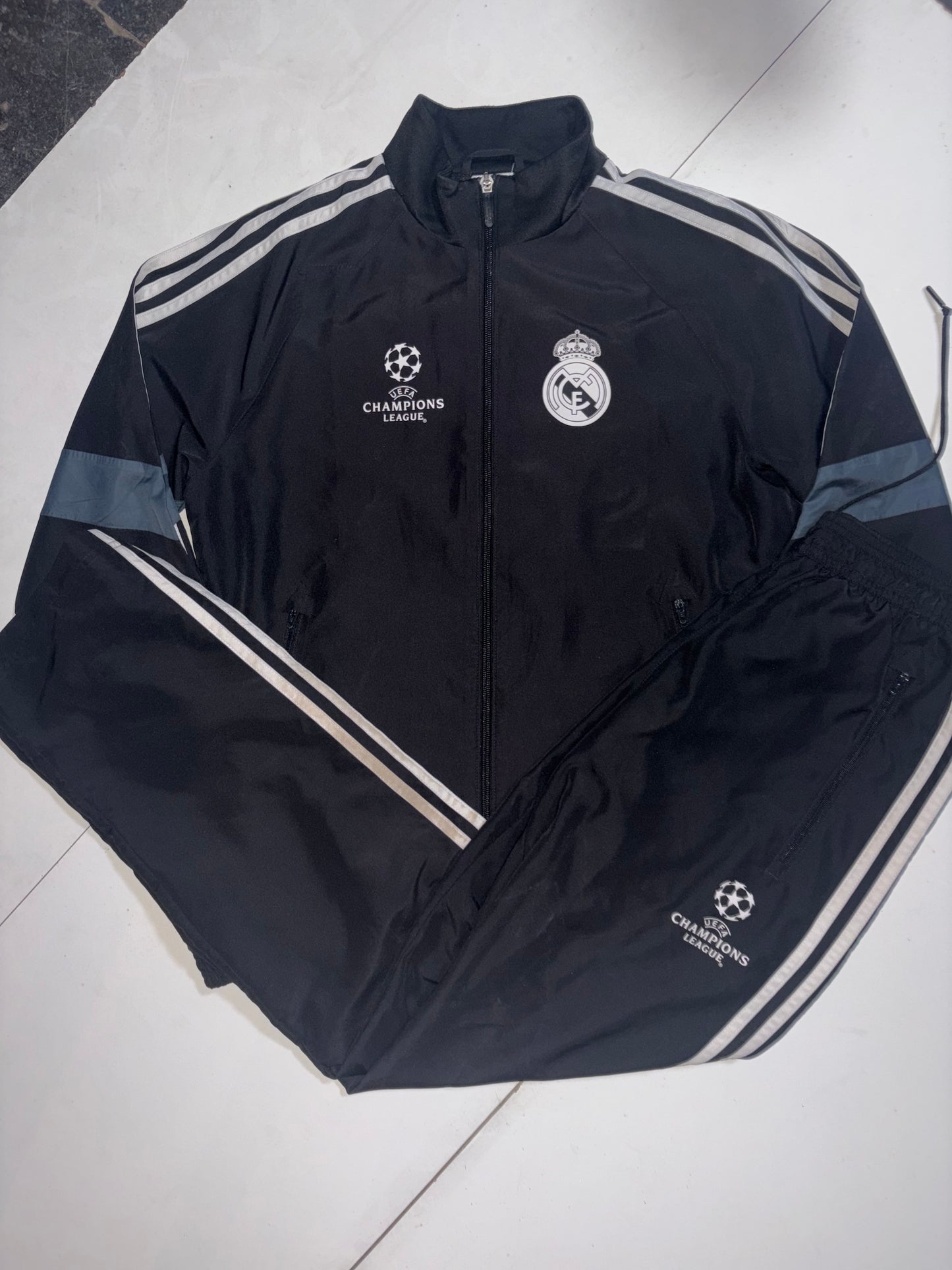 Survêtement Adidas Real Madrid CF Noir – XS