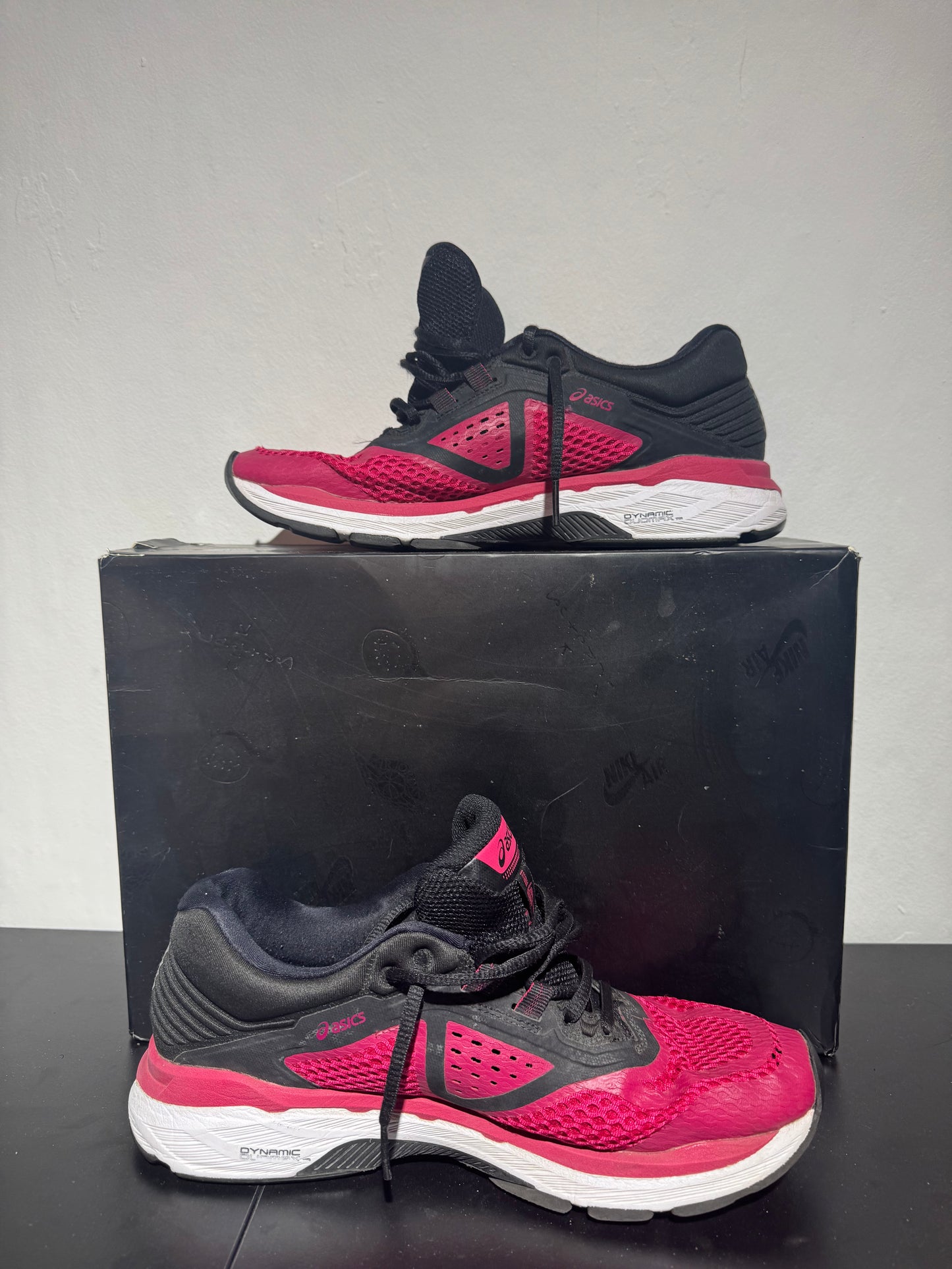 ASICS GT-2000 6 Rose/Noir - 42