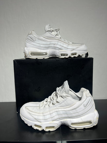 NIKE Air Max 95s Blanc - 44,5