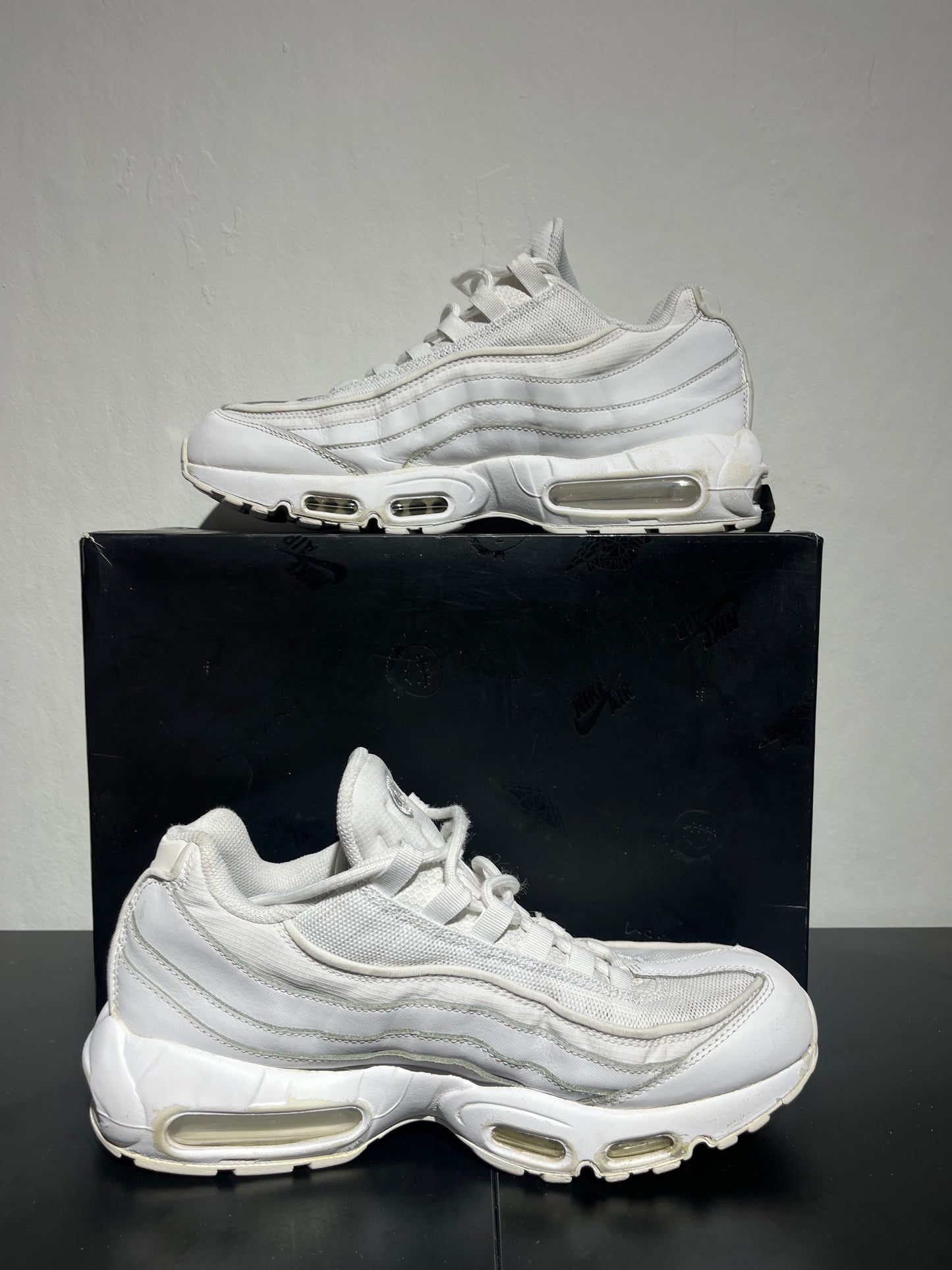 NIKE Air Max 95s Blanc - 44,5