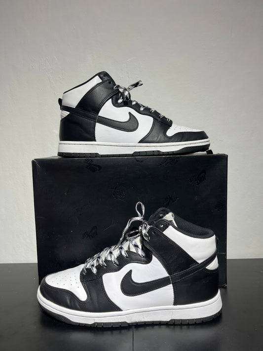 NIKE Dunk High Panda - Taille