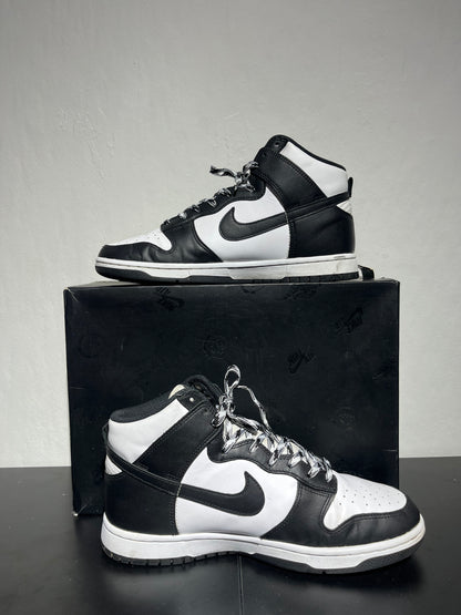 NIKE Dunk High Panda - Taille
