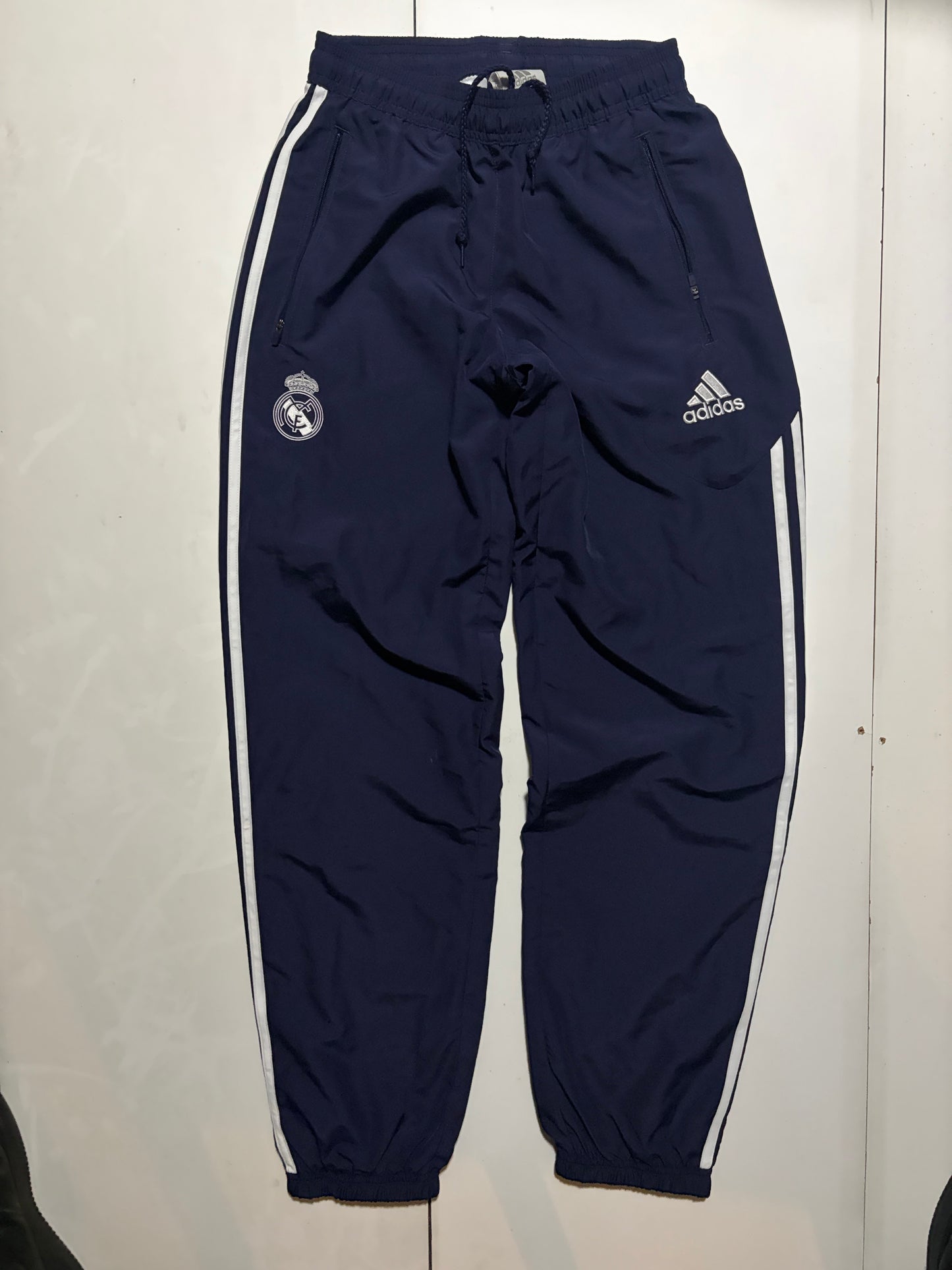 Survêtement Adidas Real Madrid CF Blanc & Bleu ciel – XS